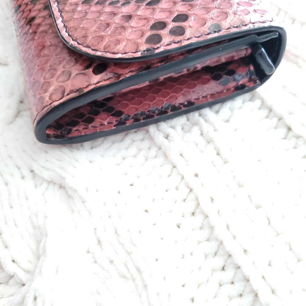 100% Authentic Burberry Pink/Black Python Halton … - image 6
